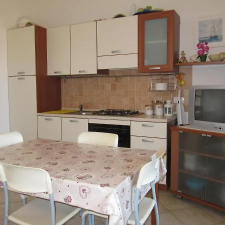 Bilocale Vista Mare Le Residenze Porto San Paolo (Sardinia)